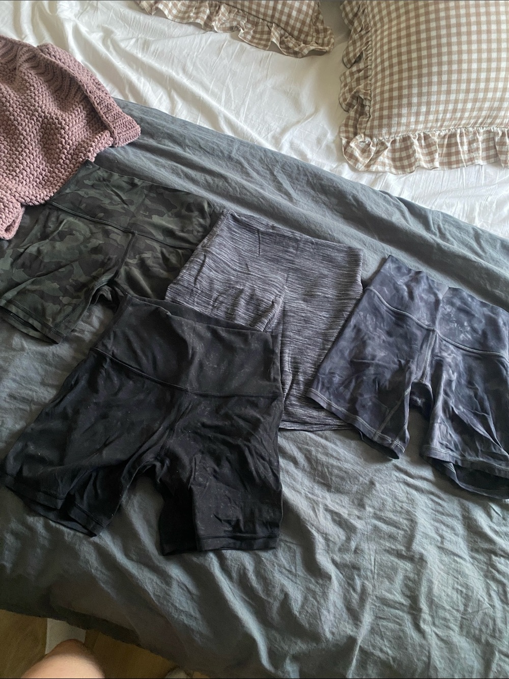 4pack Lululemon Align Shorts LIKE NEW